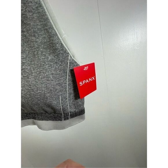 Spanx NWT Spacedye Gray Seamless Sculp Bra Size S - Picture 7 of 8